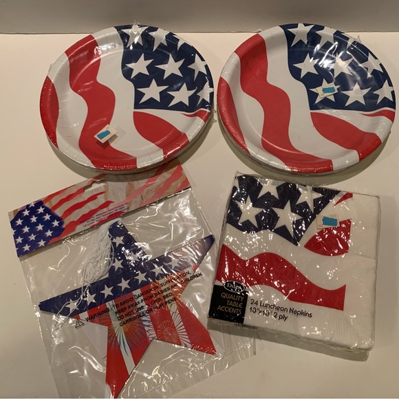 NWT LOT OF PATRIOTIC SUPPLIES. - Picture 1 of 12